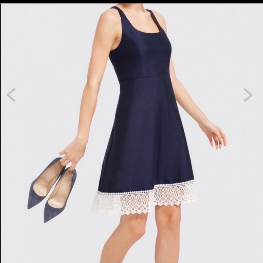 SOLD 🪻🎀👗🎀🪻PRICE DROP TODAY ONLY 🎀👗🎀NWT BEAUTIFUL DRAPER JAMES DRESS - Picture 2 of 10